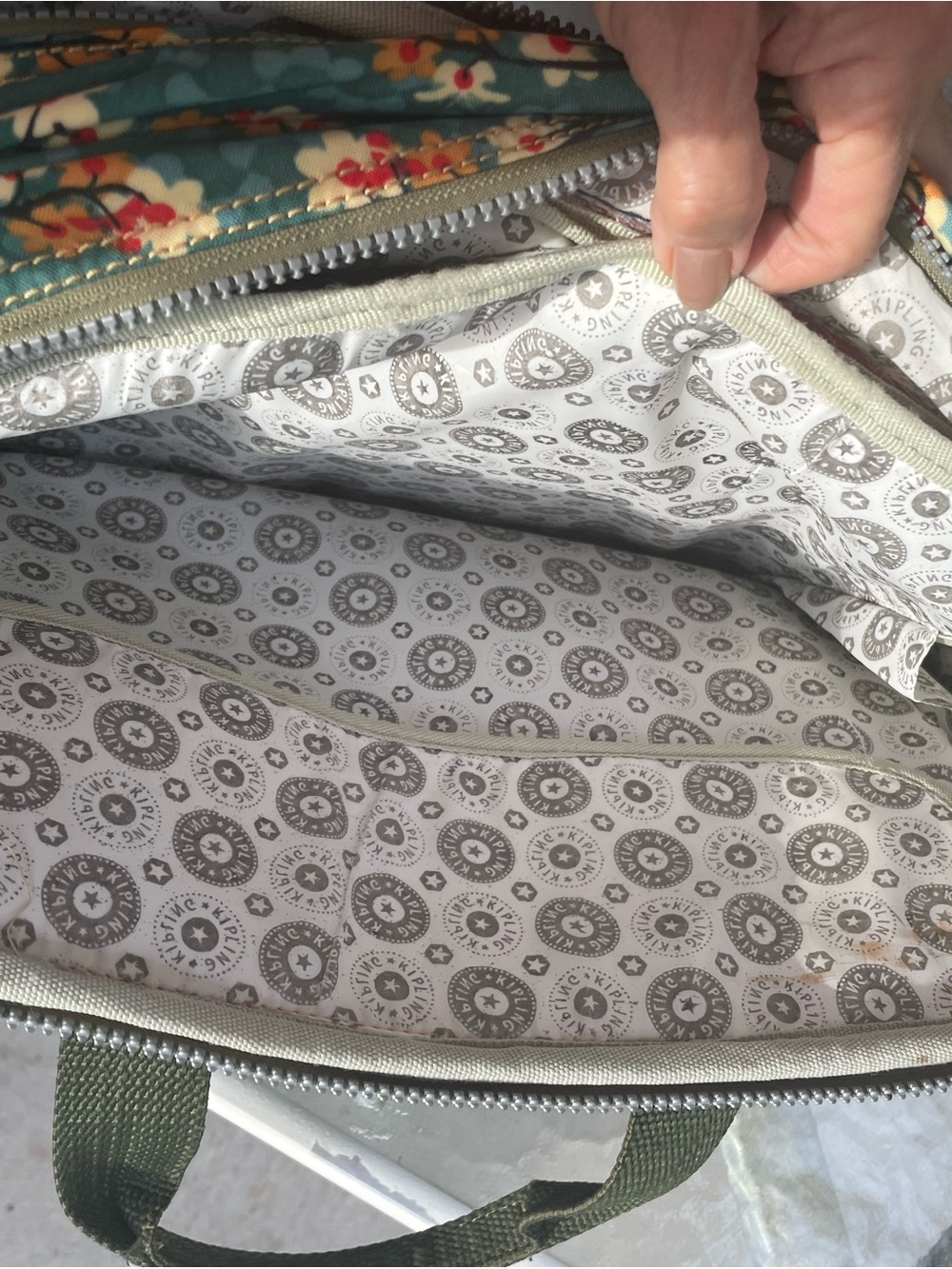 Kipling Colorful Floral Bag Shoulder Crossbody Laptop Case Travel Carry On - Picture 10 of 16